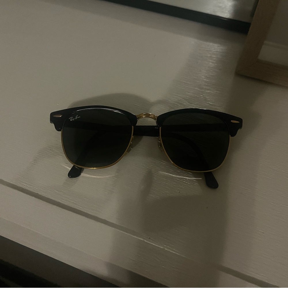 Ray-Ban Classic Black and Gold Sunglasses